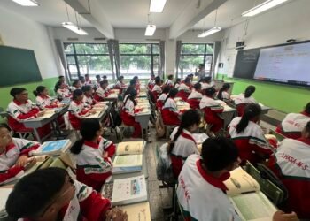 Chinese school for Tibet Children