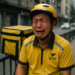 China’s Delivery Worker Breaks Down in Heart-breaking Viral Video