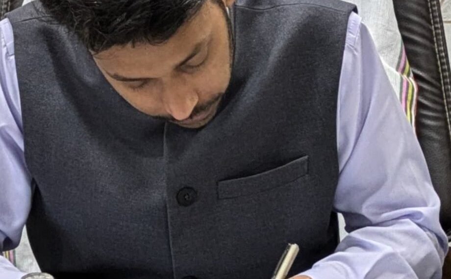 After Abandoning HQ, Tengnoupal DC Caught in Kuki-Zo–Meitei Crossfire