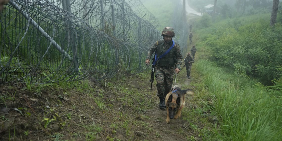 Indian Soldier Killed in Uri as BAT Infiltration Foiled