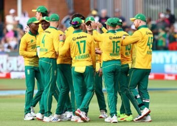 SA Thrash India by 76 Runs in T-20 Super Eights Clash