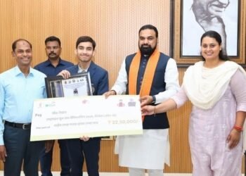 Bihar has a new chess hero, and his name is Reyan Md. Still young, he is already being talked about as someone who could become Bihar's first-ever Grandmaster (GM) : the highest title in chess - Power Corridors