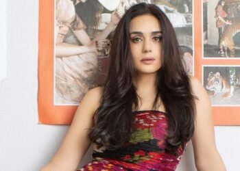 Preity Zinta Rents Luxury Apartment in Mumbai - Power Corridors