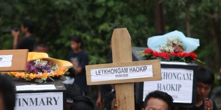 Manipur: In a Massive Coffin Rally, Thousands Escort Kuki-Zo Victims to Final Resting Place