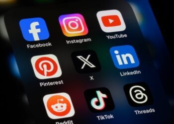 UAE Sets 15 as Minimum Age for Social Media Use