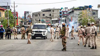 Kuki-Zo Leaders Surrender on Highway Movement, But Nagas Harden Stand
