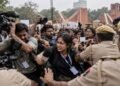 Journalist Alleges Groping by Delhi Police ACP at Jantar Mantar, FIR Delay Triggers Protest