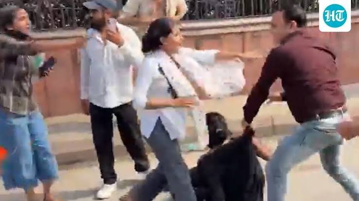 Crackdown on CJP Protesters, Free Rein for Right-Wing Goons?